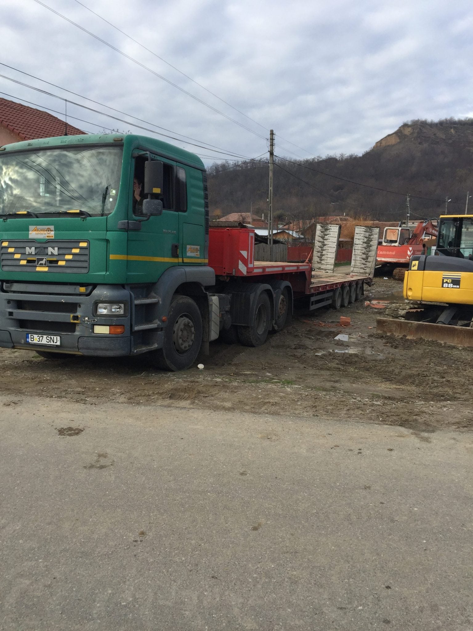 Transport trailer 4 axe capacitate 45 to