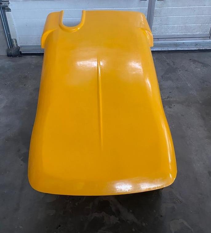 Aripi aparatori suporti capote si alte piese pentru JCB