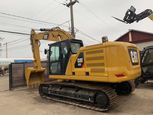 Închiriere Excavatoare pe Șenile – Capacități 5T, 10T, 18T, 25T