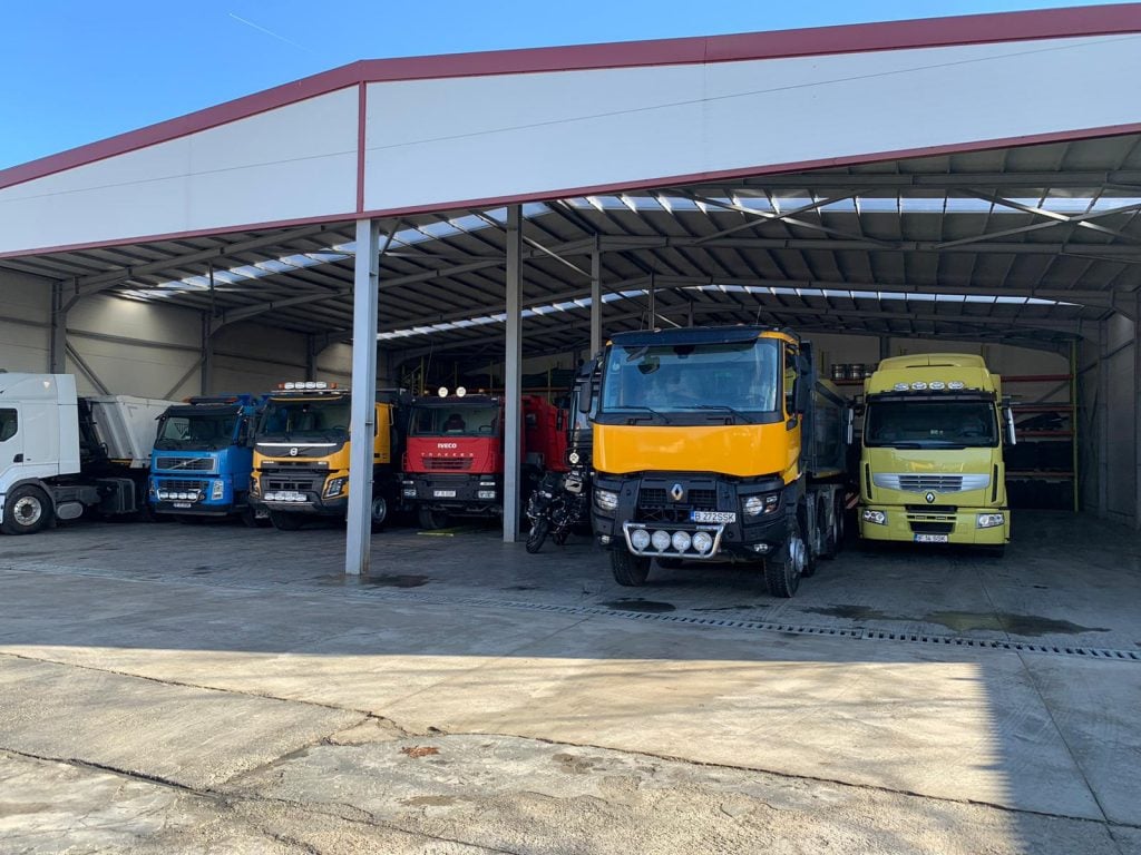 Transport Național și Internațional