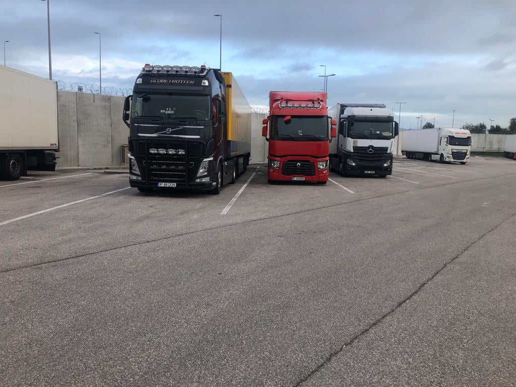 Transport Național și Internațional