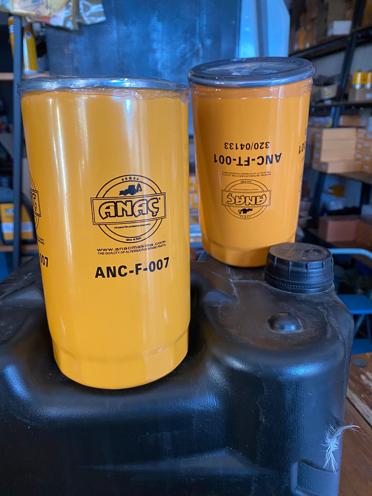 Oferta ulei motor 15W40 cu filtru ulei gratuit